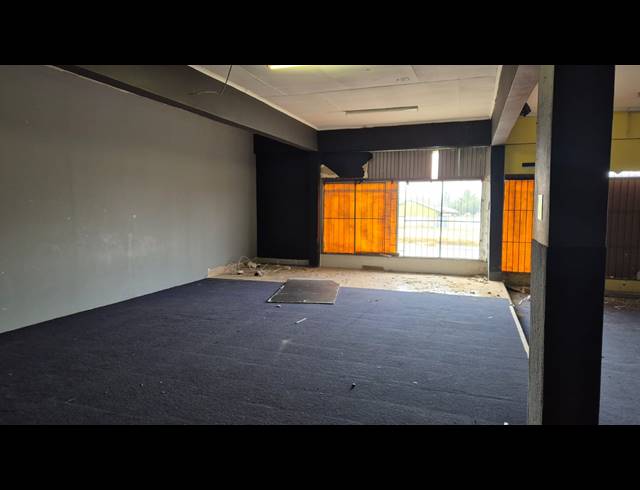 180M² BUSINESS TO LET IN MINNEBRON